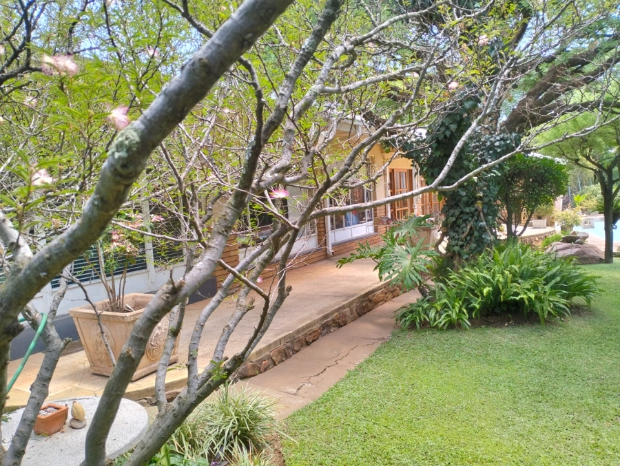 4 Bedroom Property for Sale in Flamwood North West